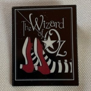 NWT Handmade Pin Brooch of the Wizard of Oz!